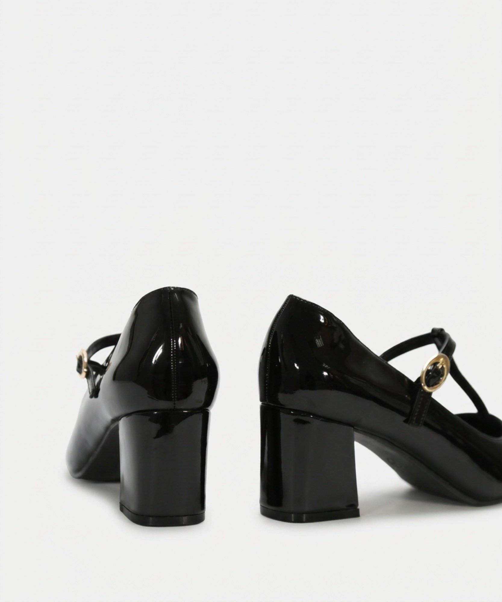 Merceditas tira en T image number null